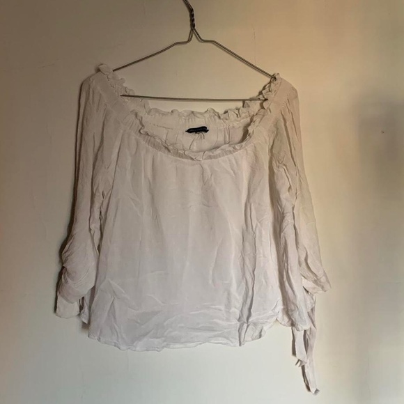 American Eagle women's white flowy blouse, ruffles/wide neckline, no size tag - Picture 1 of 4